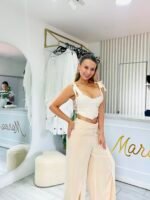 Corset beige ajustable con lazos laterales y copas reales nude