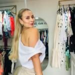 Blusa blanca cuello bandeja en popelina