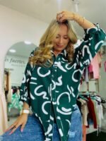 verde esmeralda en seda Milán con estampado blanco – elegante y ajustable - Imagen 2