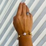 Pulsera de balines en rodio con perlas y dorado — ajustable y elegante