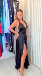 Vestido negro, Multiformas, tiras, ajustables y graduables, abertura fresco y como tallas, S , M,L - Imagen 2