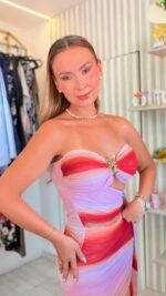 Vestido, degradé, aplique dorado, tela malla Tex forrado tallas M y L - Imagen 2